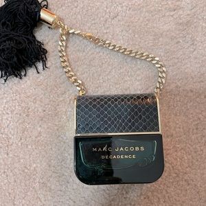 Marc Jacobs Decadence Perfume